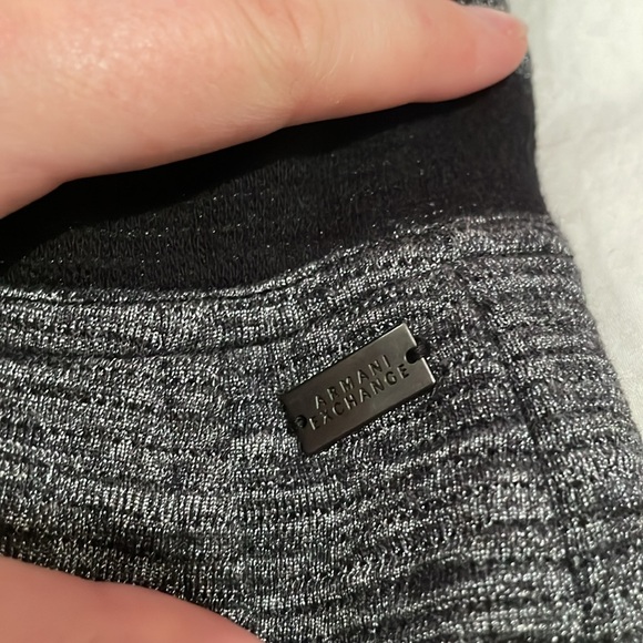 Joggings - Picture 3 of 4